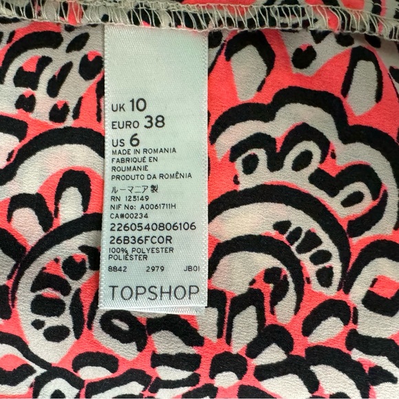 TOP SHOP petite geometric cropped tank - Picture 6 of 6